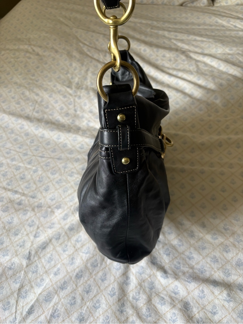 Coach Black Leather Shoulder Bag - Picture 3 of 6